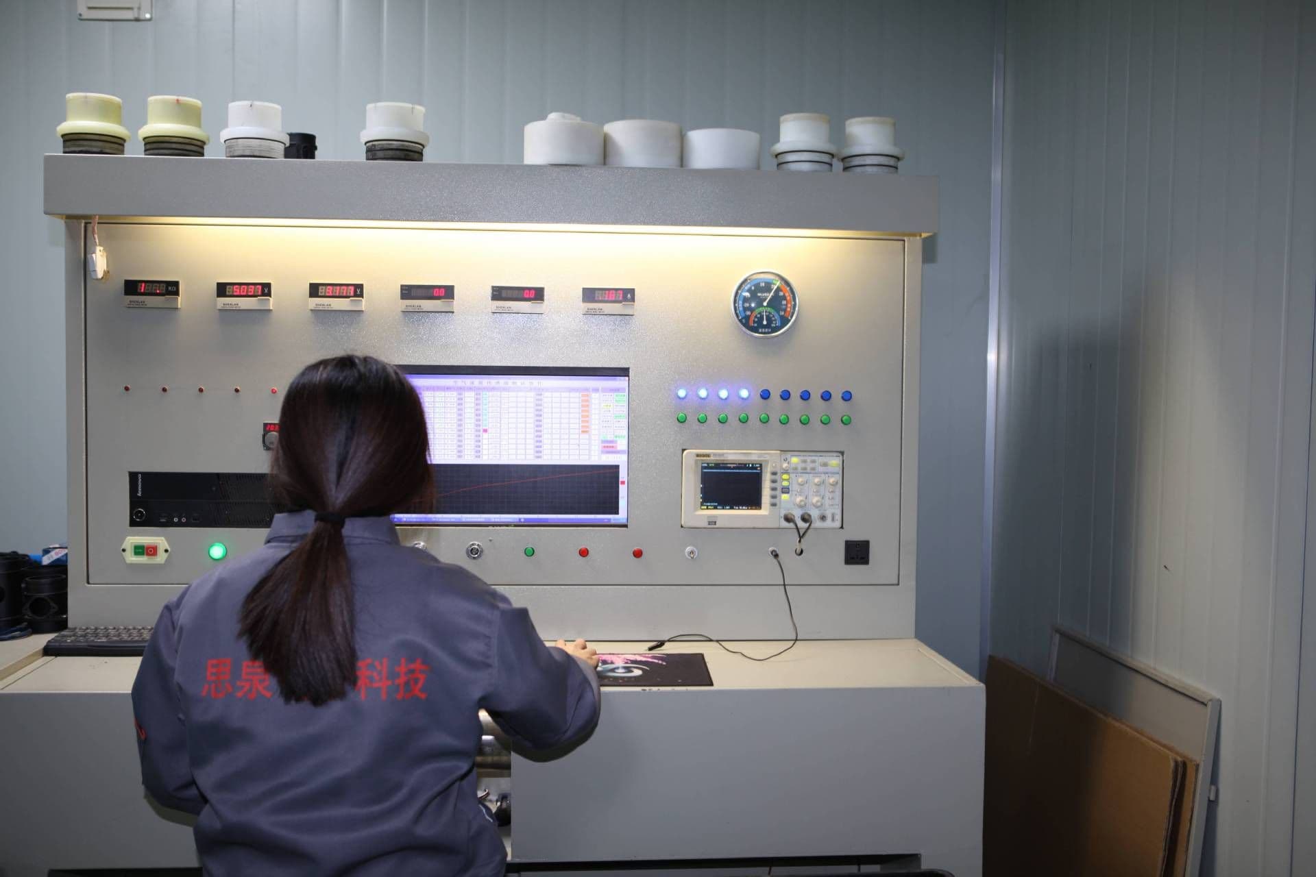 SQ Water Pump — Factory-Direct Auto Water Pump Supplier-Quality Control Room